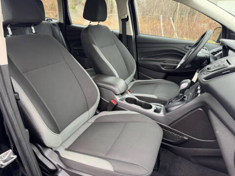 2016 Ford Escape S