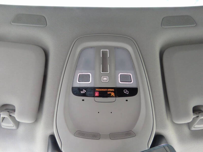 2023 Volvo XC60 B5 Core