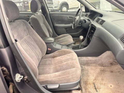 1999 Toyota Camry LE