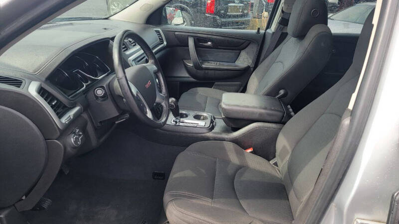 2015 GMC Acadia SLE-2