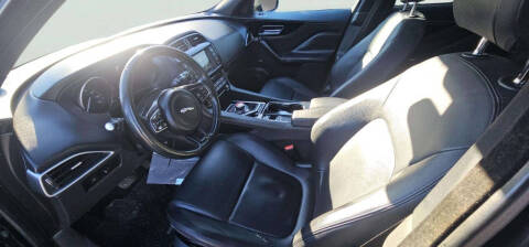 2017 Jaguar F-PACE 35t Premium