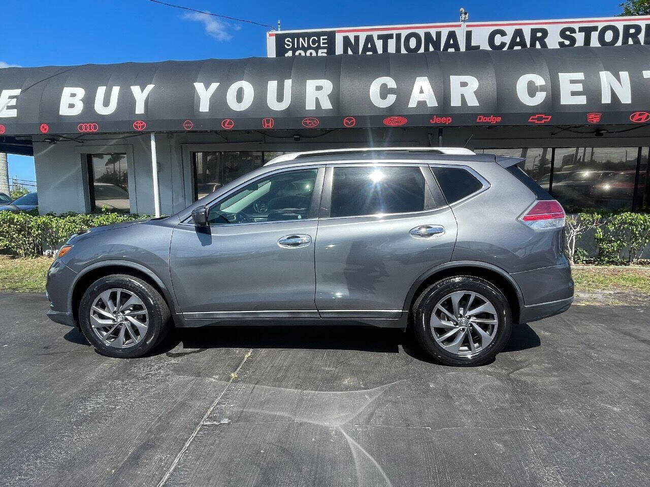 2016 Nissan Rogue  - $13,900