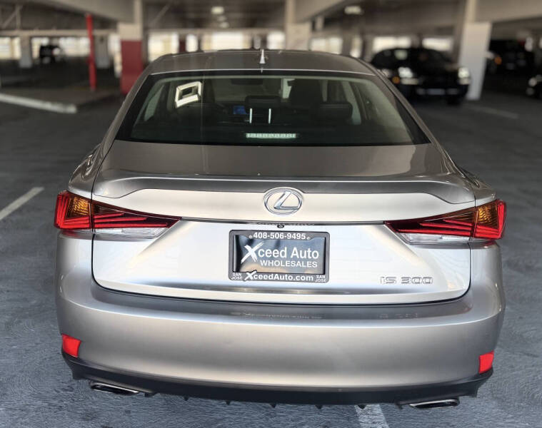 2018 Lexus IS 300