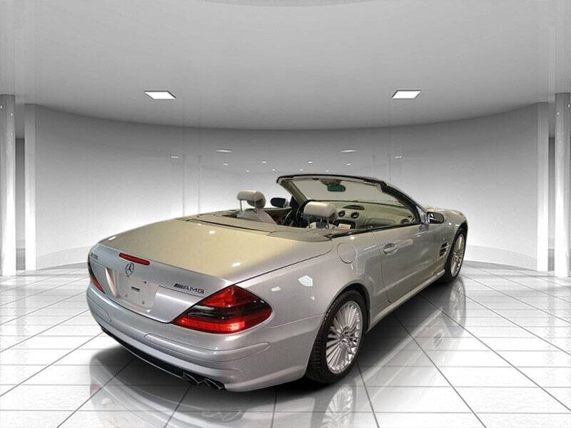2005 Mercedes-Benz SL-Class 5