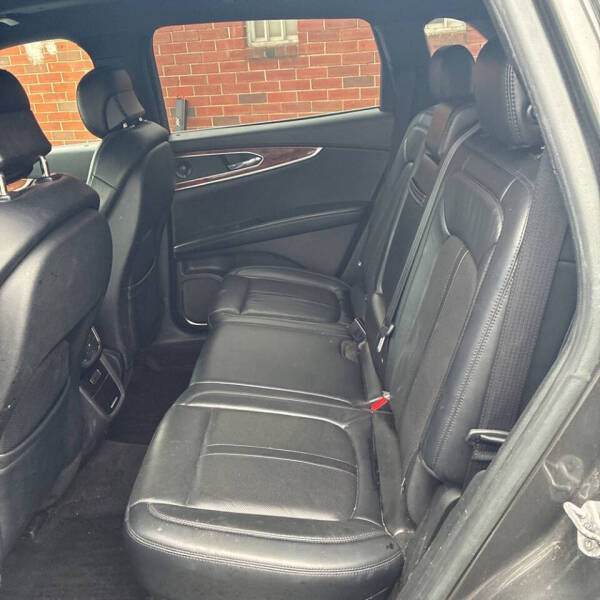 2019 Lincoln Nautilus Reserve