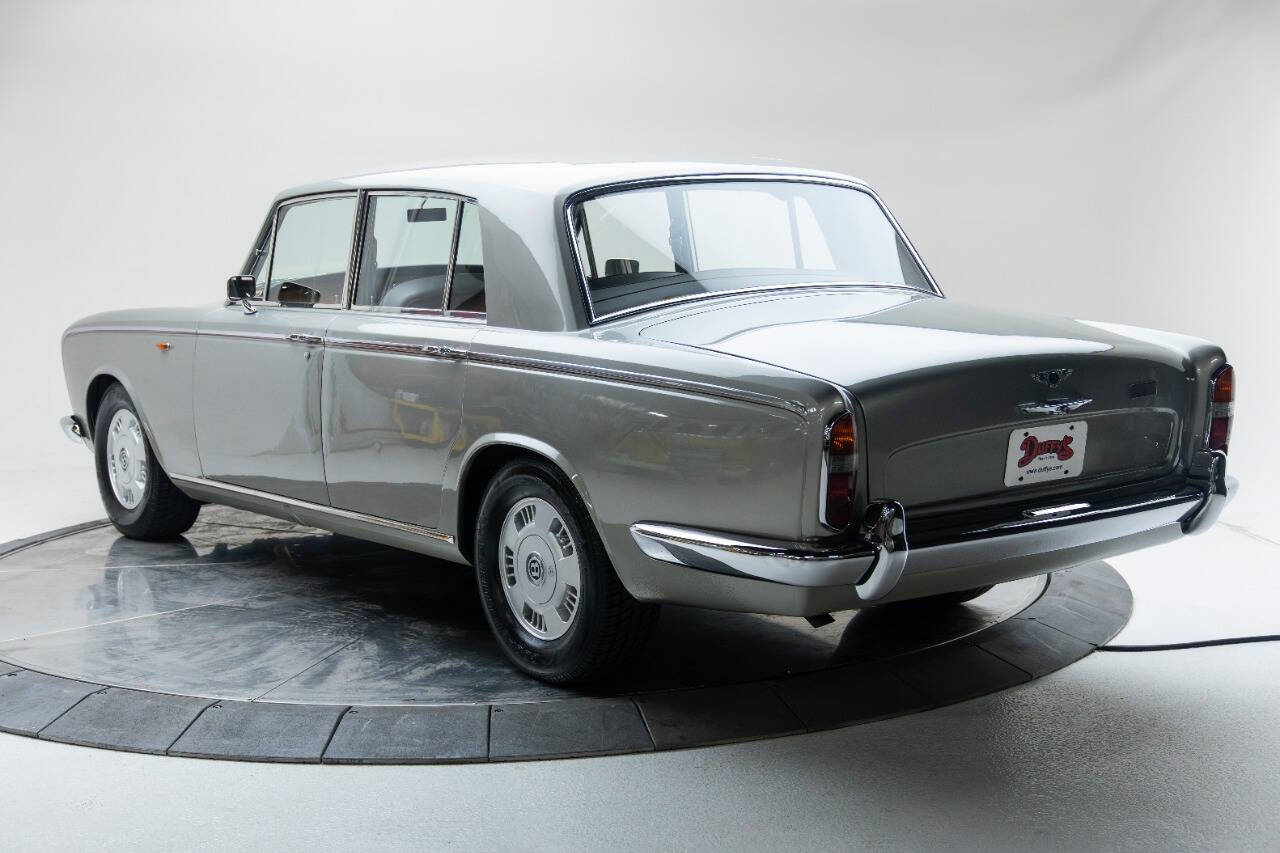 1967 Bentley T1 Saloon 15