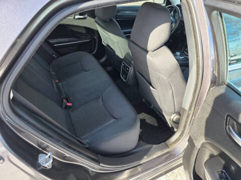 2020 Chrysler 300 Touring