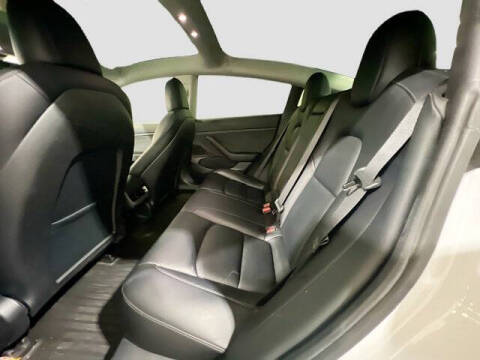 2020 Tesla Model 3 Standard Range