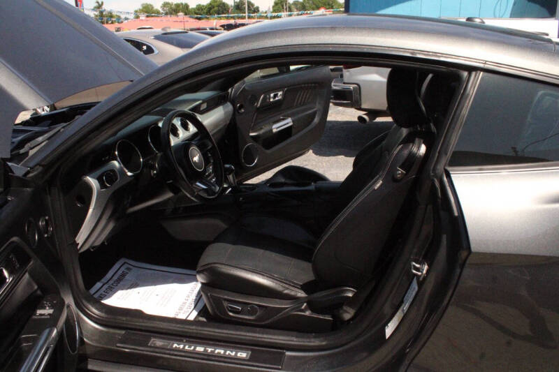 2017 Ford Mustang EcoBoost