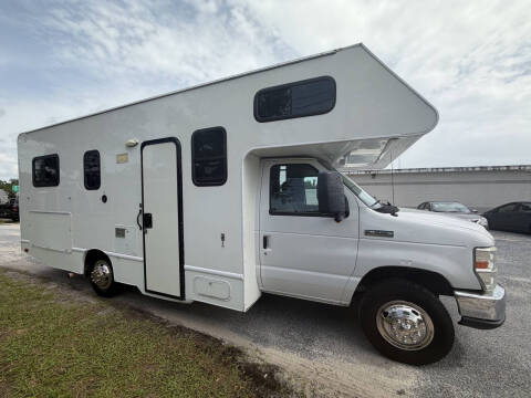 2017 Thor Motor Coach MAJESTIC 23A
