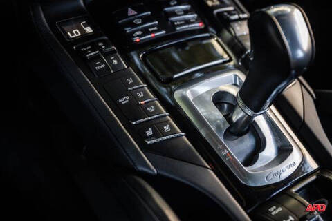 2018 Porsche Cayenne Platinum Edition