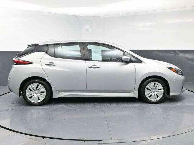 2023 Nissan LEAF S