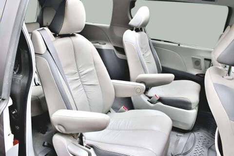 2011 Toyota Sienna Limited 7-Passenger