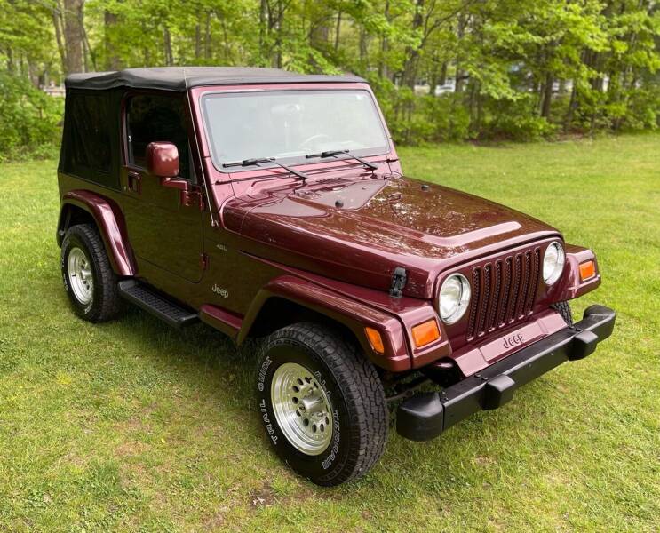2001 Jeep Wrangler for sale at Choice Motor Car in Plainville CT