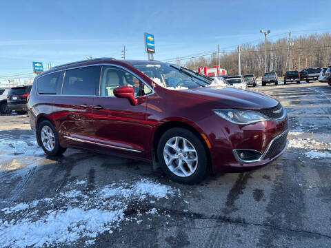 2018 Chrysler Pacifica Touring L