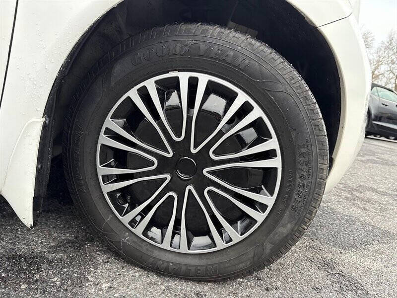 2015 Nissan Versa Note SV