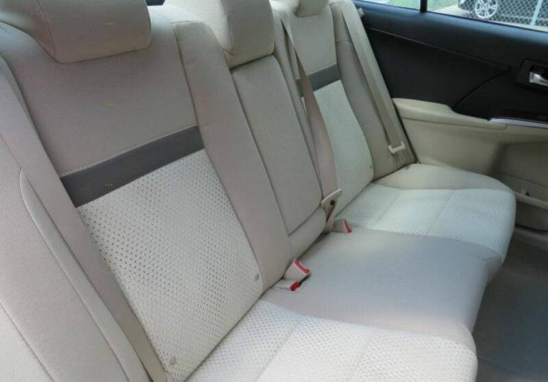 2014 Toyota Camry LE