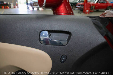 2009 Saturn SKY Red Line