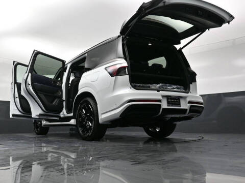 2026 Infiniti QX80 Sport