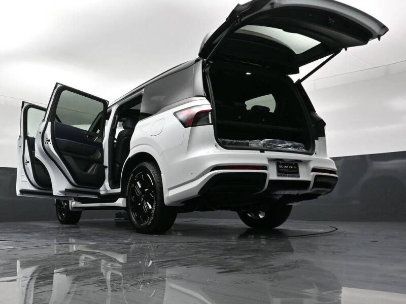 2026 Infiniti QX80 Sport