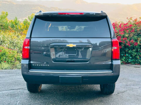 2016 Chevrolet Suburban LT