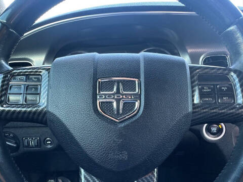 2013 Dodge Charger SE