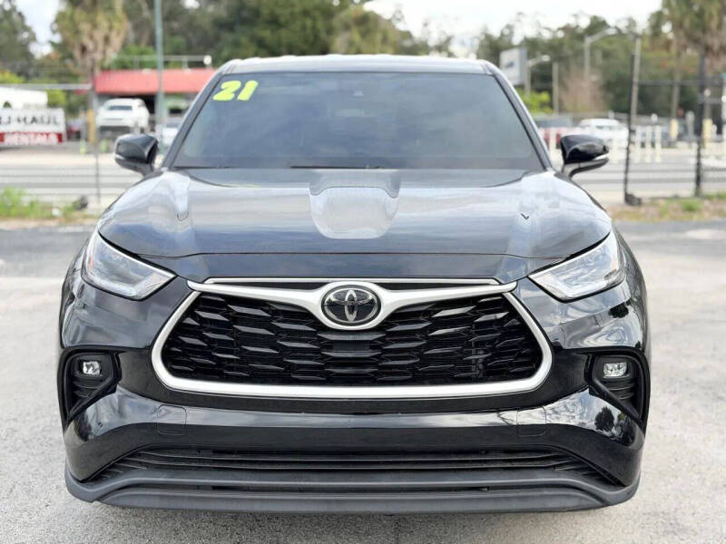 2021 Toyota Highlander LE