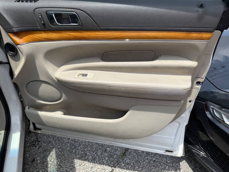 2011 Lincoln MKT EcoBoost