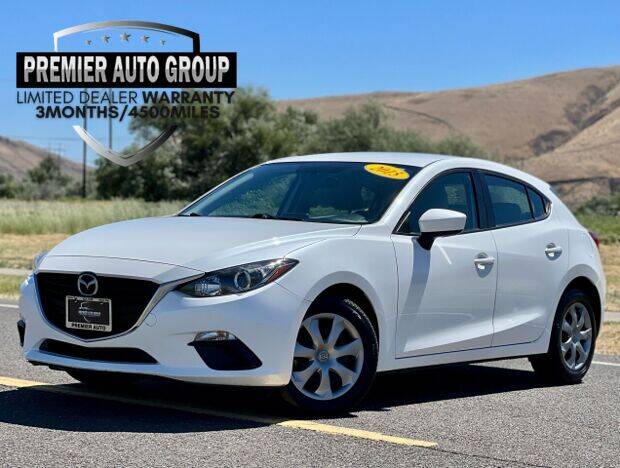 2015 Mazda MAZDA3 for sale at Premier Auto Group in Union Gap WA
