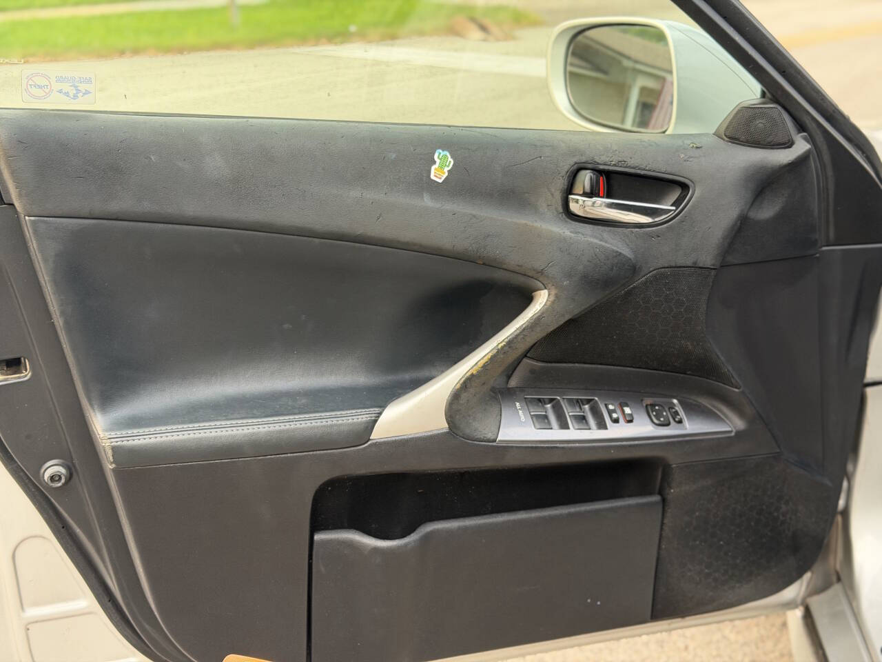 2012 Lexus IS - $8,900
