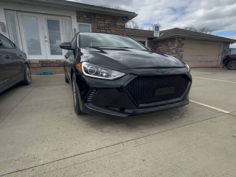 2018 Hyundai Elantra SE