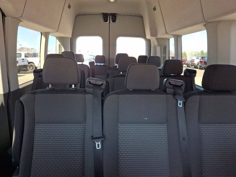 2025 Ford Transit 350 XLT