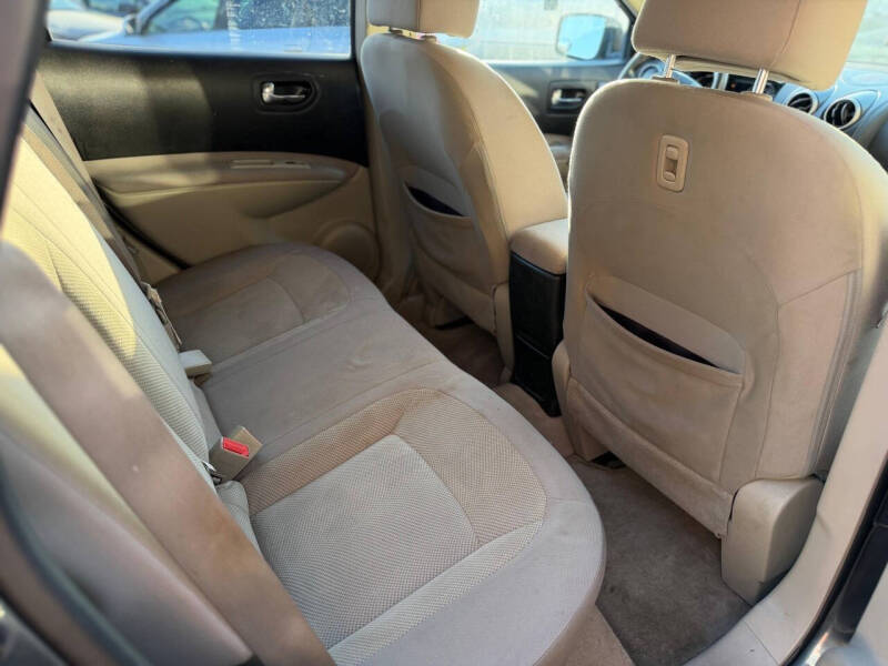 2012 Nissan Rogue S