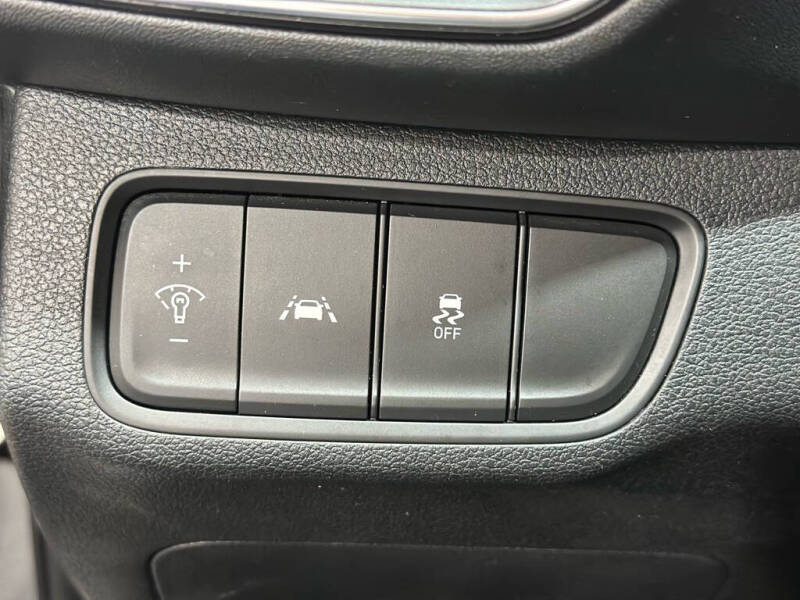 2020 Hyundai Santa Fe SE