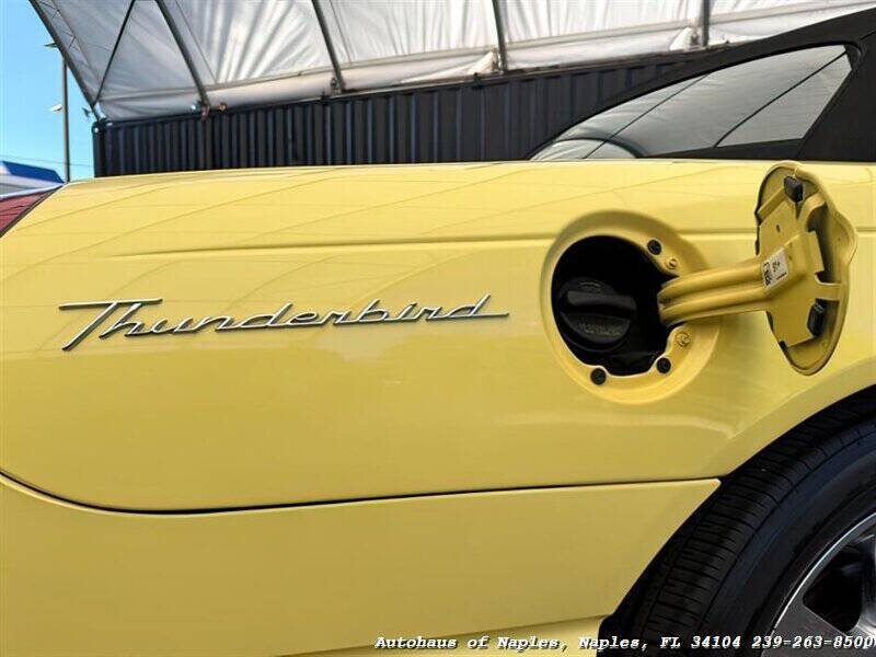 2002 Ford Thunderbird Deluxe