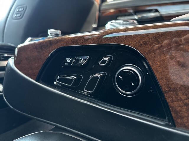 2018 Genesis G90