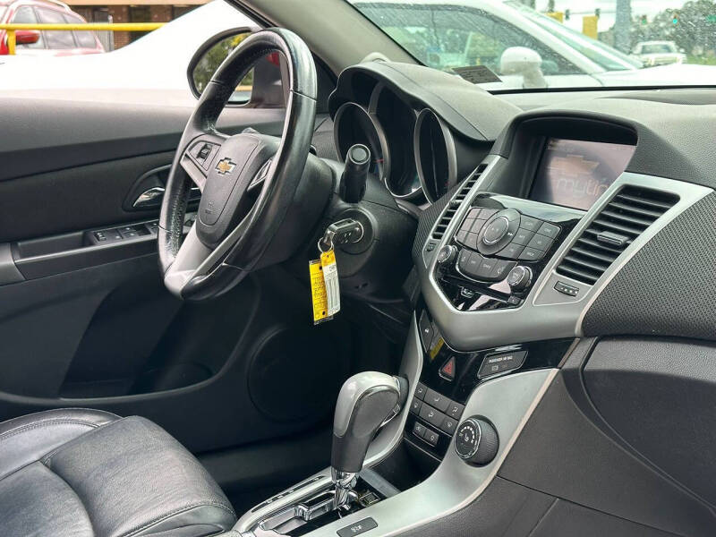 2015 Chevrolet Cruze 2LT Auto