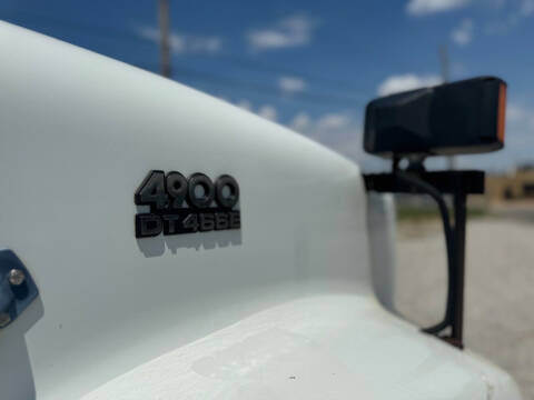 1999 International 4900