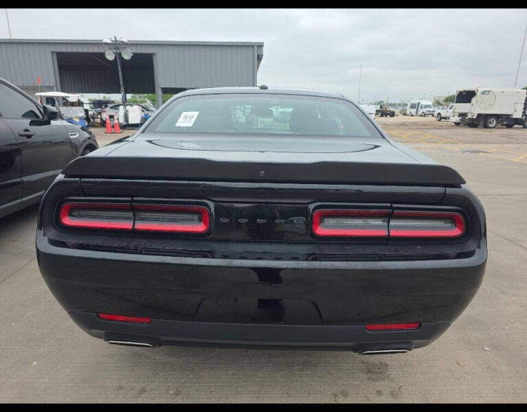 2023 Dodge Challenger SXT