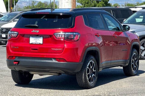2025 Jeep Compass Trailhawk