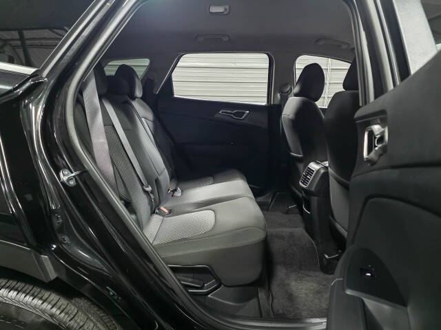 2023 Kia Sportage Hybrid LX