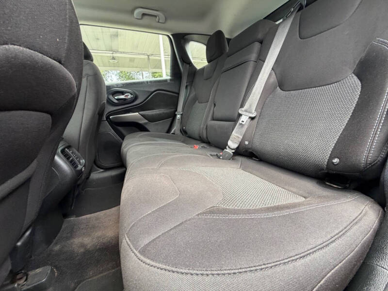 2019 Jeep Cherokee Latitude