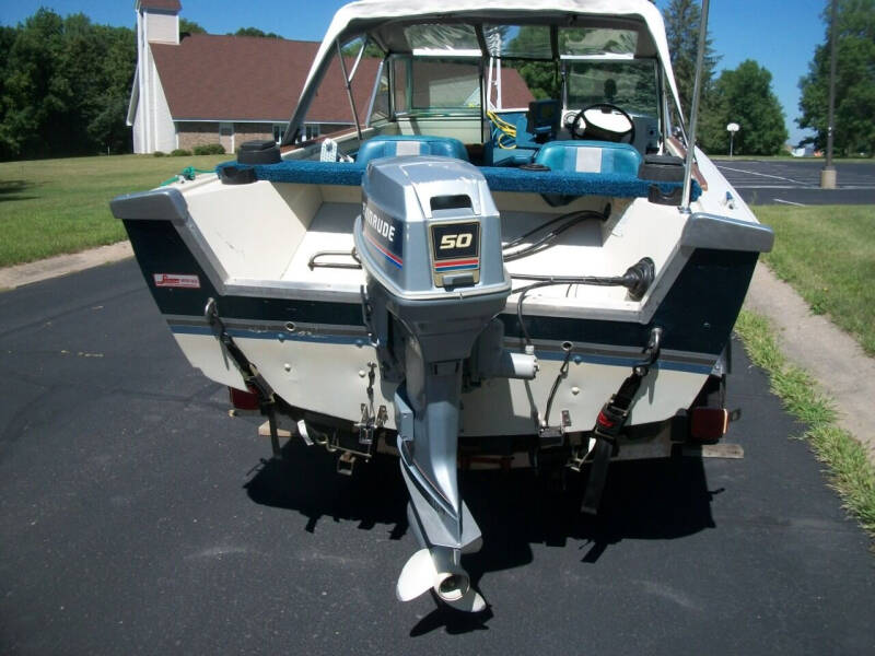 1983 Crestliner NORDIC