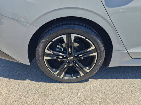 2021 Kia K5