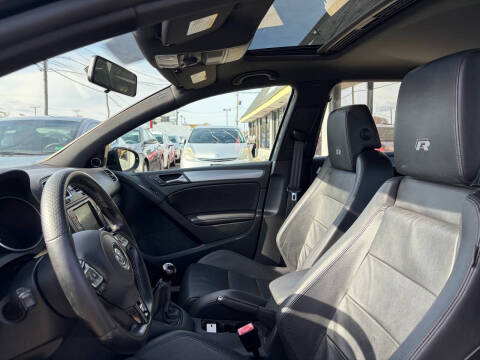 2012 Volkswagen Golf R 4Motion