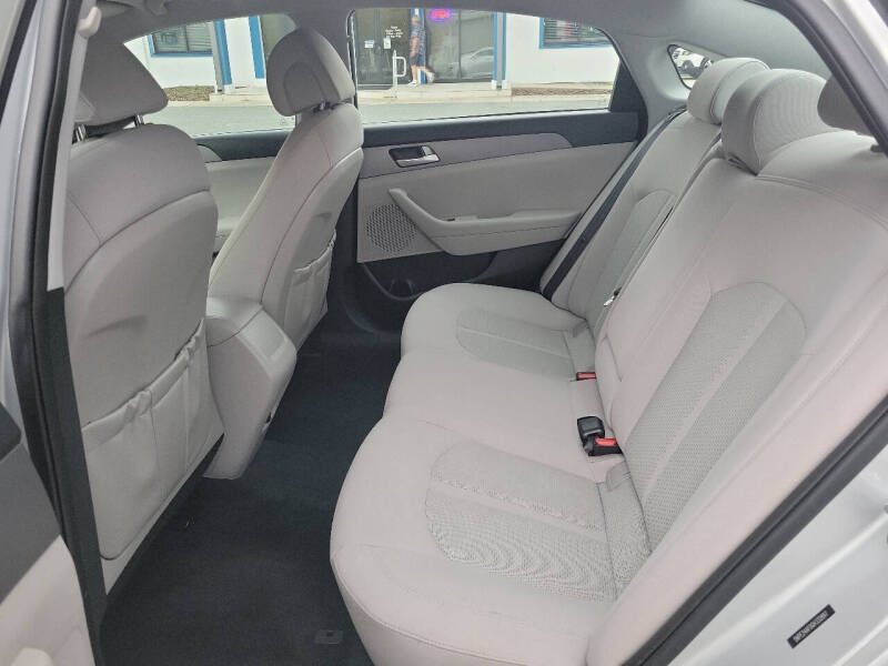 2016 Hyundai Sonata SE