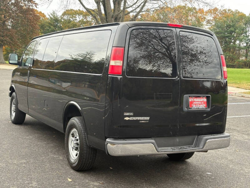 2011 Chevrolet Express LT 3500