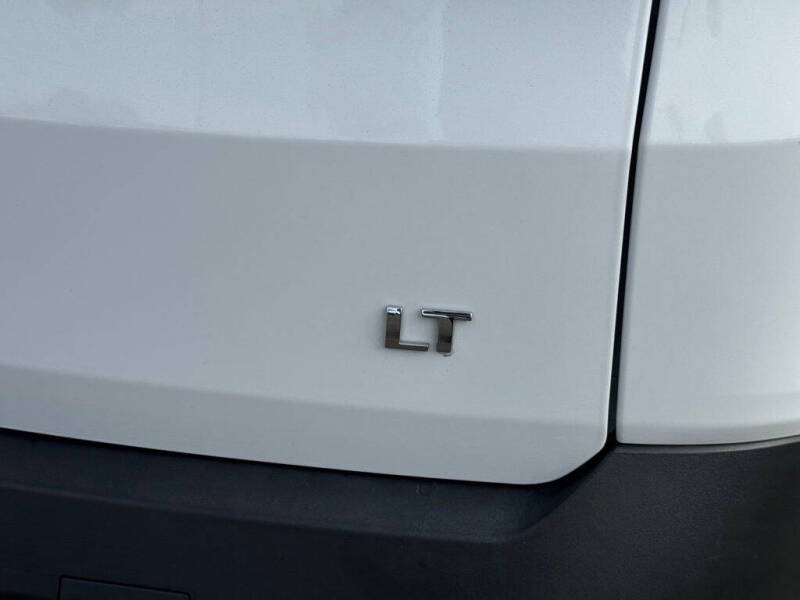 2023 Chevrolet Traverse LT