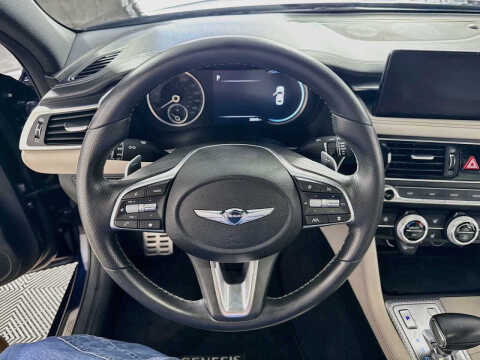 2023 Genesis G70