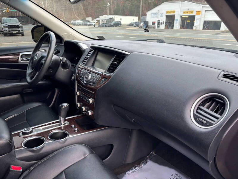 2015 Nissan Pathfinder Platinum